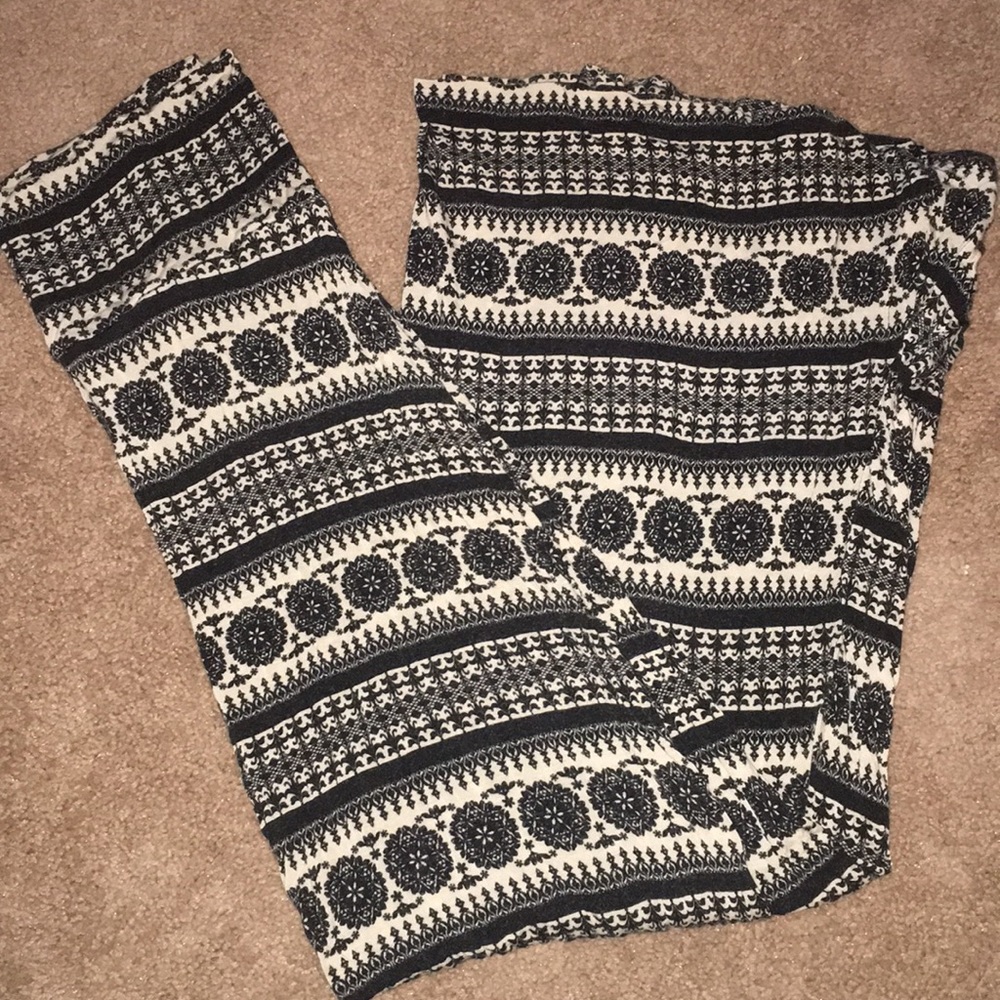 Black and Tan American Rag maxi skirt